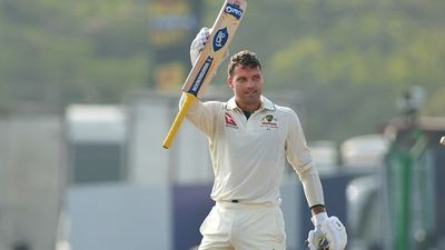 Alex Carey smashes historic century in 2nd Test against Sri Lanka, equals legendary batter's sensational feat Alex Carey in frame