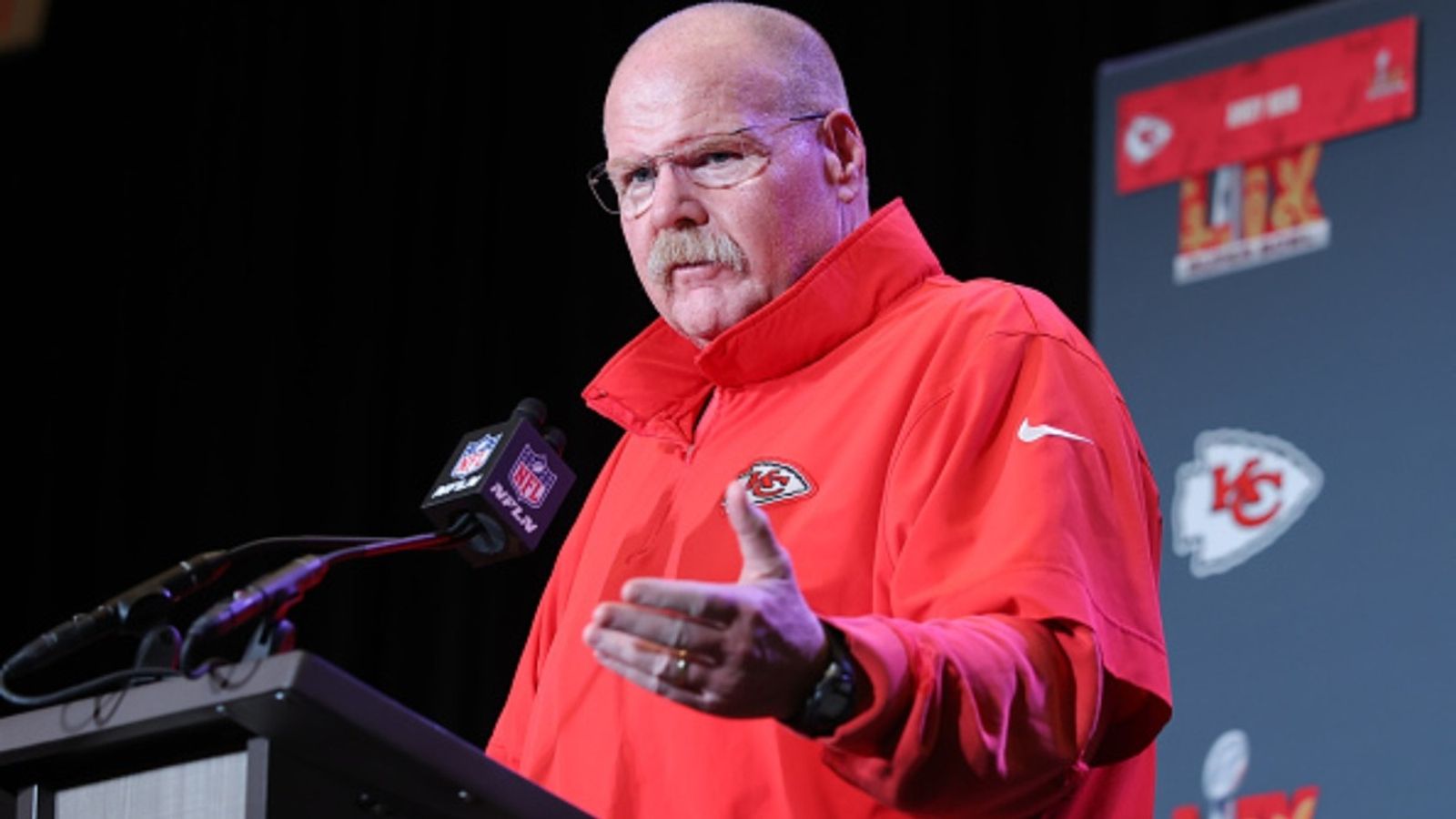 Kansas City Chiefs Andy Reid - Kansas City Chiefs HC Andy Reid breaks down officiating drama ahead of Super Bowl LIX - SportsTak