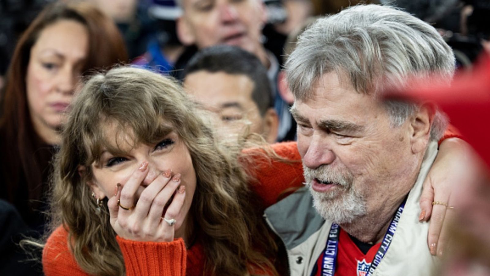 Travis Kelce's dad predicts a "very good" time for TE and Taylor Swift post-Super Bowl Travis Kelce's dad predicts a "very good" time for TE and Taylor Swift post-Super Bowl