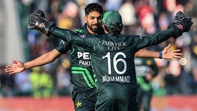 Mohammad Rizwan addresses Haris Rauf's injury after 78-run thumping from New Zealand, says 'no confirmation yet but it's not...' Haris Rauf and Mohammad Rizwan in frame