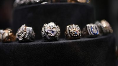 10 Things We bet you didn't know about Super Bowl Rings Super Bowl rings in the frame