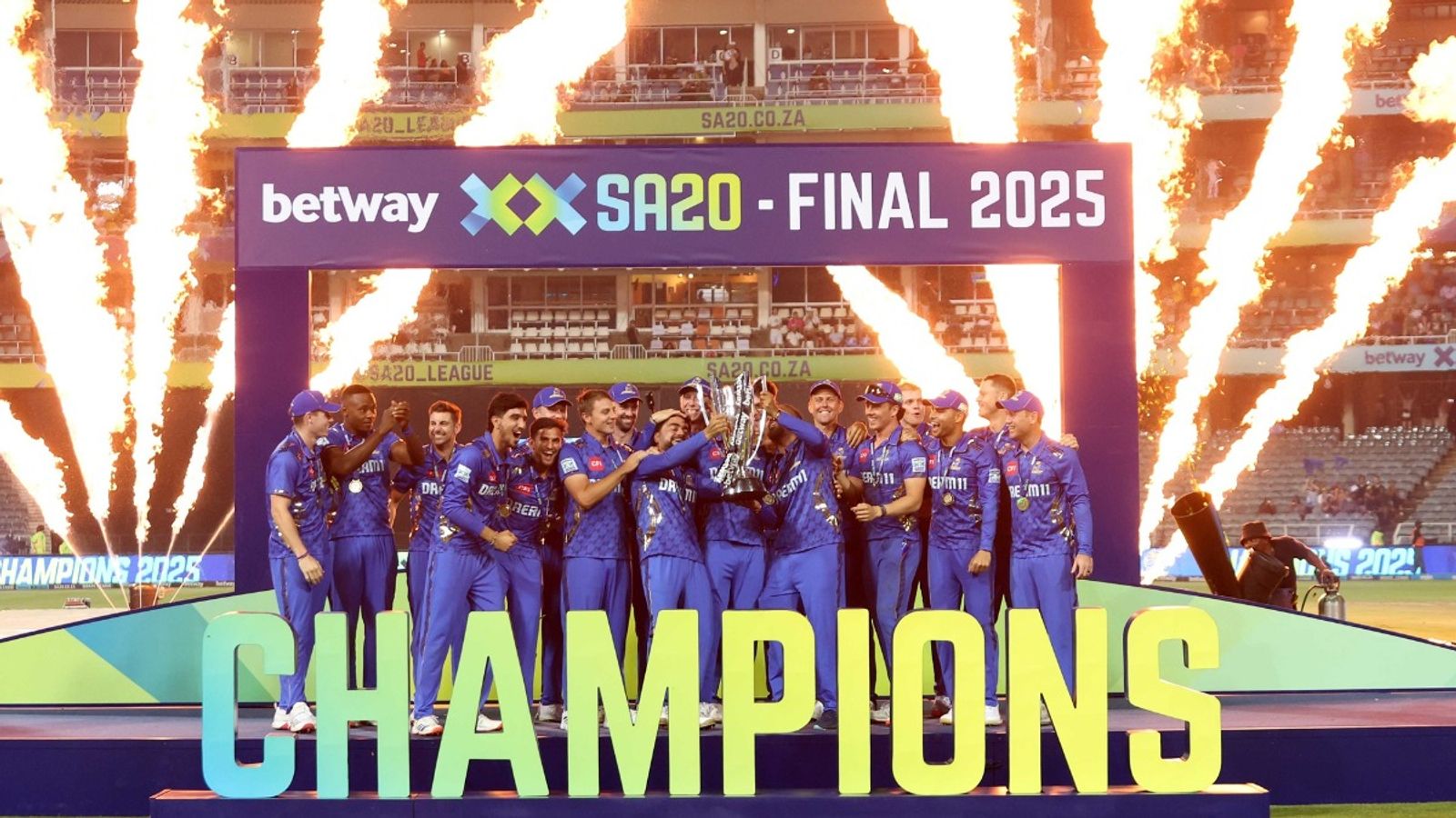 Kagiso Rabada and Trent Boult wreak havoc as Rashid Khan's MI Cape Town win maiden SA20 title, end Sunrisers Eastern Cape's reign Rashid Khan-led MI Cape Town celebrate their maiden SA20 title.