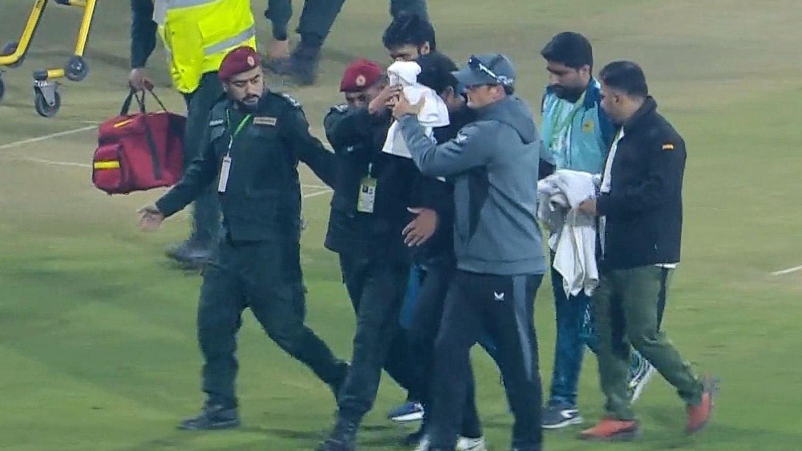 'He sustained a laceration...': New Zealand Cricket issues massive fitness update on Rachin Ravindra 'He sustained a laceration...': New Zealand Cricket issues massive fitness update on Rachin Ravindra