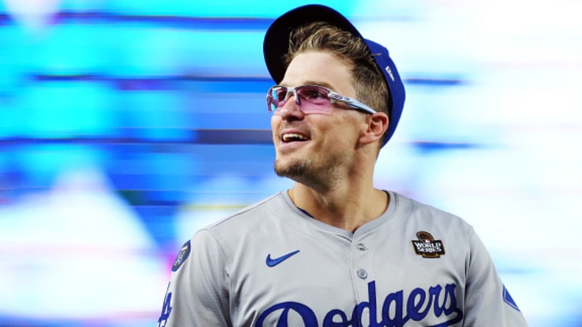 Kiké Hernández rejoins Los Angeles Dodgers - Kiké Hernández joins