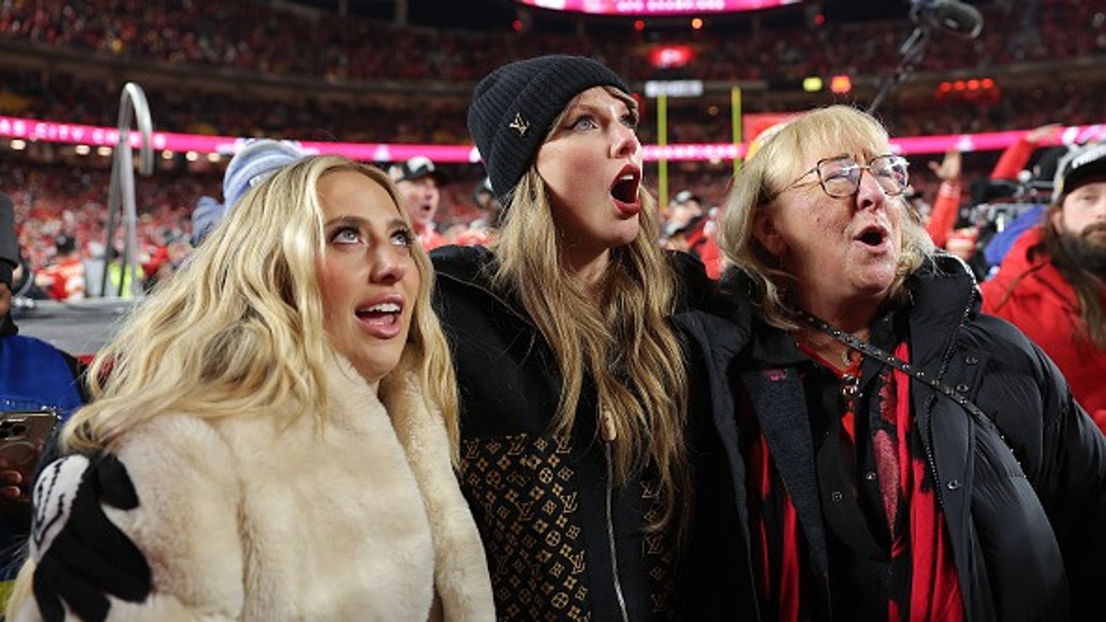 'You Misspelled Kansas City': Brittany Mahomes Faces Savage Twitter Roast Over Decade-Old Tweet Following Chiefs' Super Bowl LIX Defeat to the Eagles Brittany Mahomes, Taylor Swift, and Donna Kelce