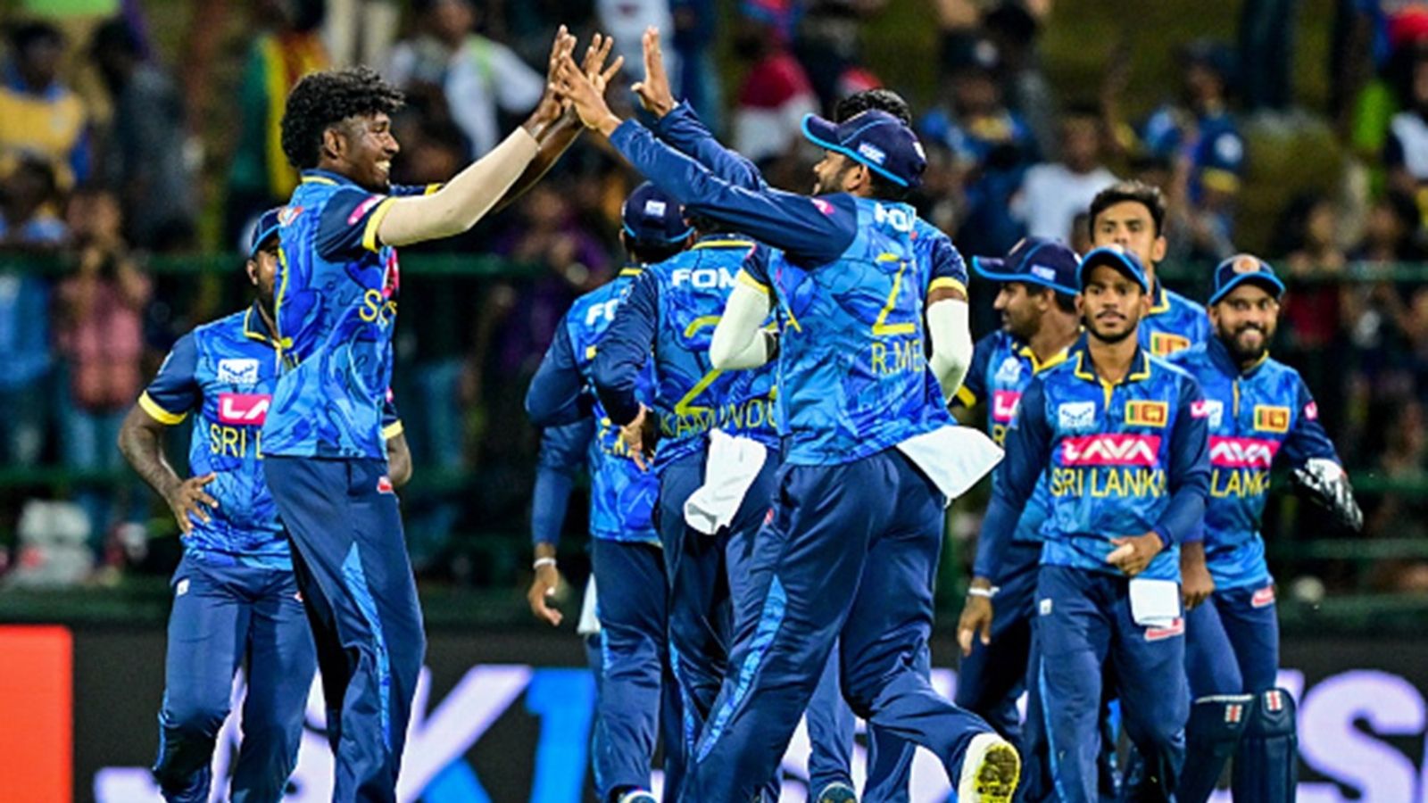 Sri Lanka announce 16-member squad for two ODIs vs Australia, drop 22-year-old all-rounder who made his debut vs New Zealand Sri Lanka's Chamindu Wickramasinghe (front L) celebrates with teammates after taking the wicket of India's Sanju Samson (not pictured) during the third and final T20I at Pallekele International Cricket Stadium in Kandy on July 30, 2024.