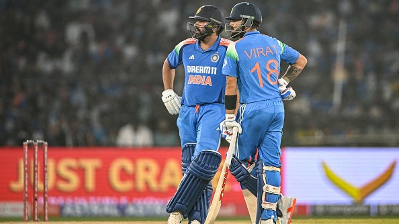 Kapil Dev's stern advice to Virat Kohli, Rohit Sharma ahead of Champions Trophy, says 'being big stars doesn't mean... who has played less cricket than you can't tell you' Kapil Dev's stern advice to Virat Kohli, Rohit Sharma ahead of Champions Trophy, says 'being big stars doesn't mean... who has played less cricket than you can't tell you'