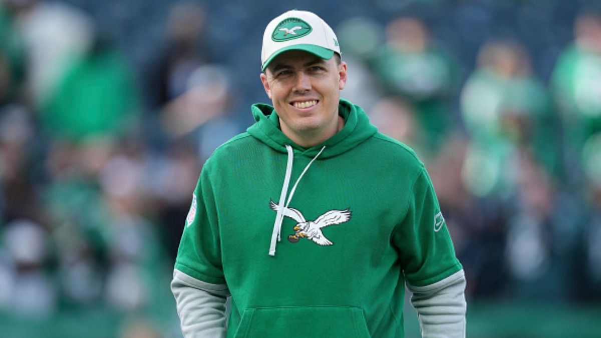 Breaking: Saints Set to Appoint Eagles' Kellen Moore as Head Coach After Super Bowl triumph, signs major deal