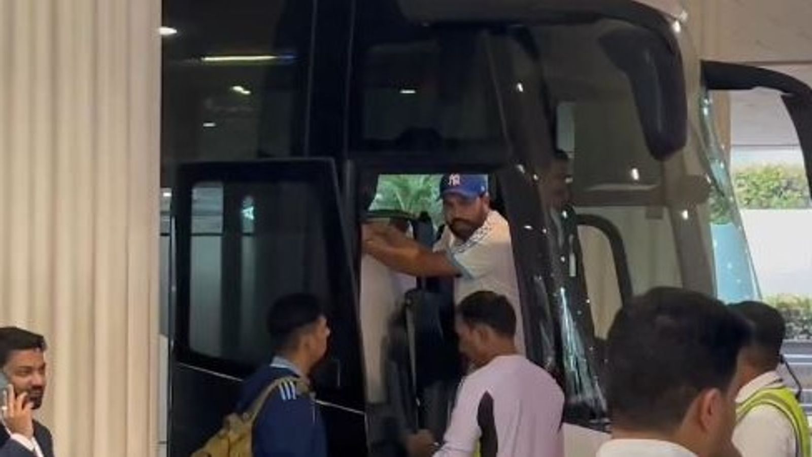 Watch: Did Rohit Sharma take his forgetfulness to Dubai? India captain spotted waiting at airport for long after team's arrival for Champions Trophy Watch: Did Rohit Sharma take his forgetfulness to Dubai? India captain spotted waiting at airport for long after team's arrival for Champions Trophy