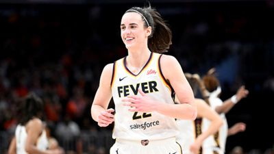 Indiana Fever's head coach reveals Caitlin Clark's extra yard during WNBA offseason says, 'She figured out, I can’t get knocked around as much' Caitlin Clark in the frame