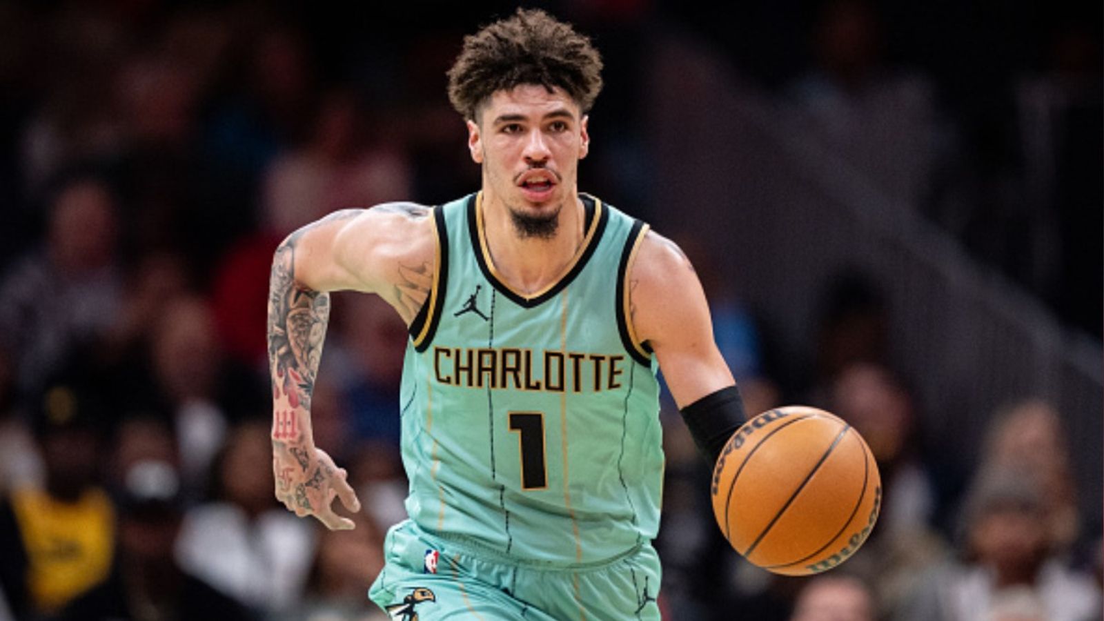 LaMelo Ball Injury Report: Will the Hornets star guard play tonight against the Lakers? LaMelo Ball in the frame