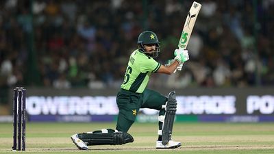 'Playing for 50, not for nation...': Ex-Pakistan cricketer blasts on Babar Azam after Mohammad Rizwan-led side's embarrassing loss, watch VIDEO Babar Azam