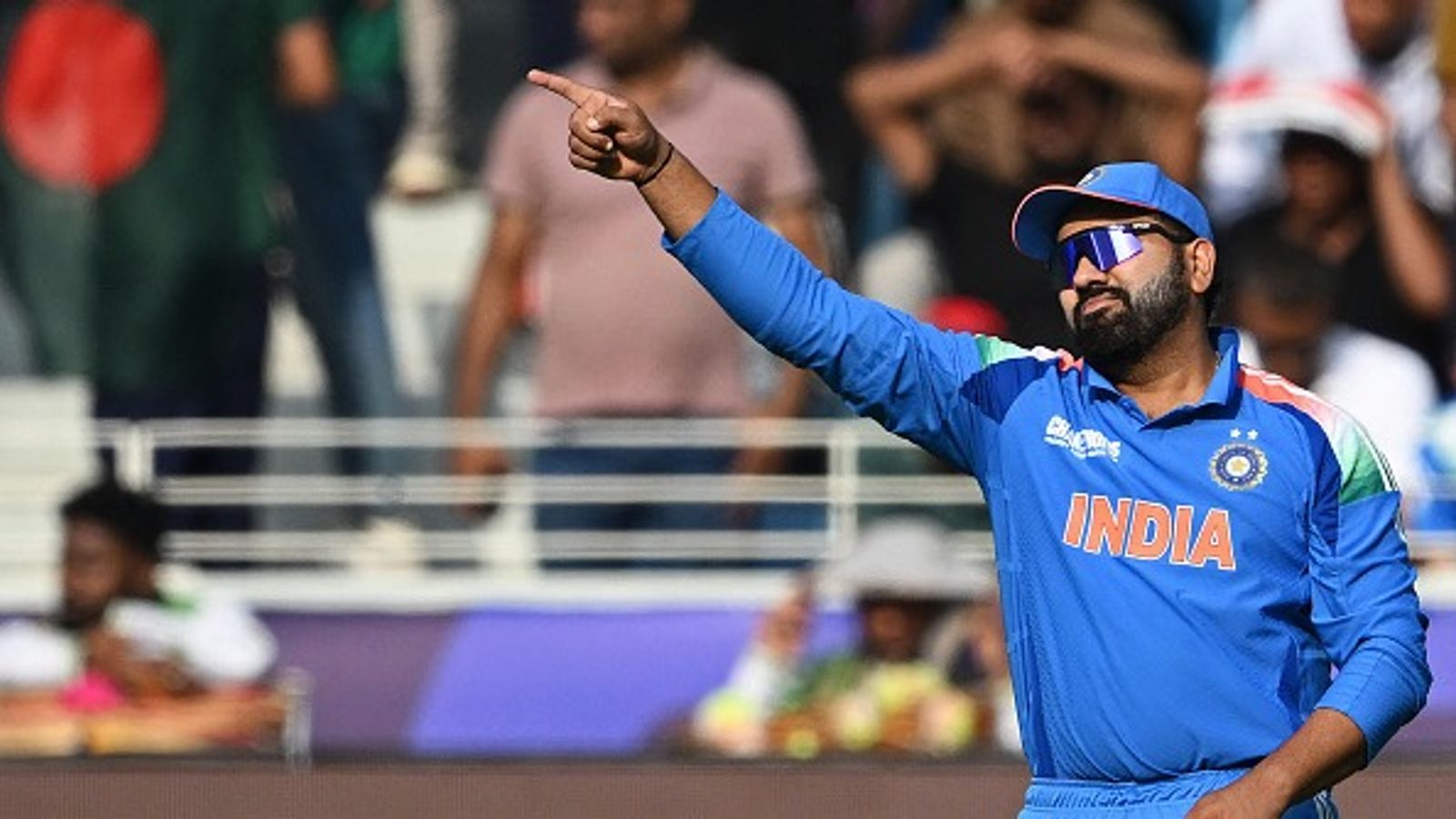 Watch: Rohit Sharma's gesture with Bangladesh's batter wins hearts, Indian captain's sportsmanship act during Champions Trophy goes viral India's captain Rohit Sharma in this frame