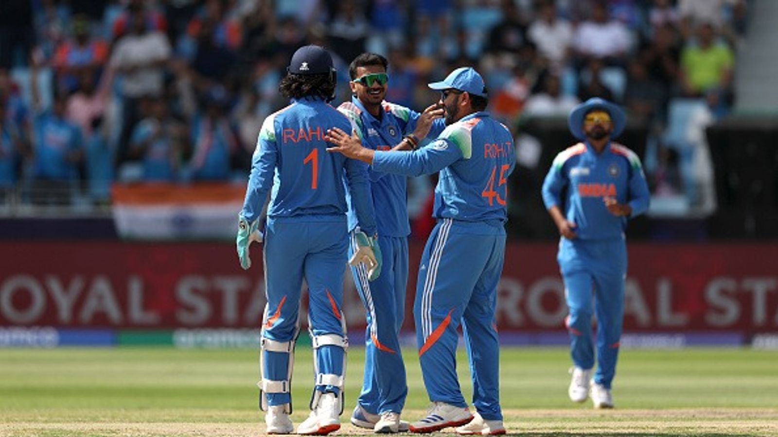 Rohit Sharma reveals how he will make upto Axar Patel after dropping catch that denied him Champions Trophy hat-trick Axar Patel, KL Rahul, Rohit Sharma in frame