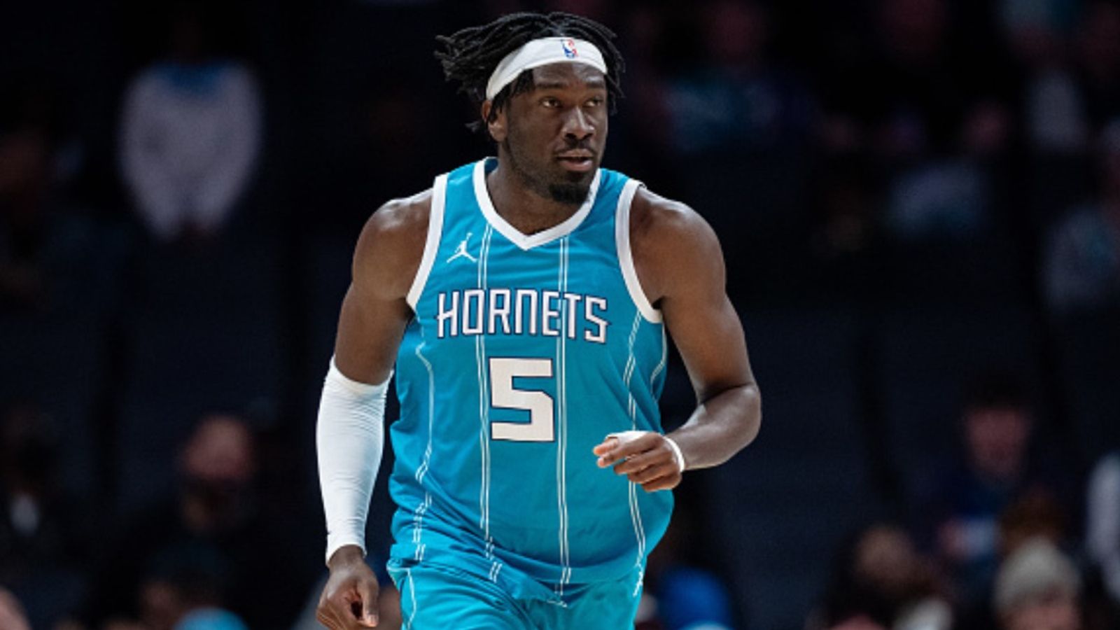 NBA Trade Rumor: Lakers Targeted Additional Center Aside From Mark Williams and Interest In Him Could Rekindle In Summer NBA Trade Rumor: Lakers Targeted Additional Center Aside From Mark Williams and Interest In Him Could Rekindle In Summer