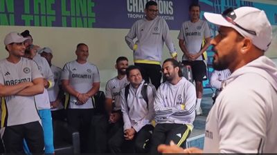 Not Shubman Gill or Virat Kohli, veteran star wins 'Impact Fielder' award for India vs Bangladesh Champions Trophy 2025 clash, watch VIDEO T Dilip announcing the winner for 'Impact Fielder Award'