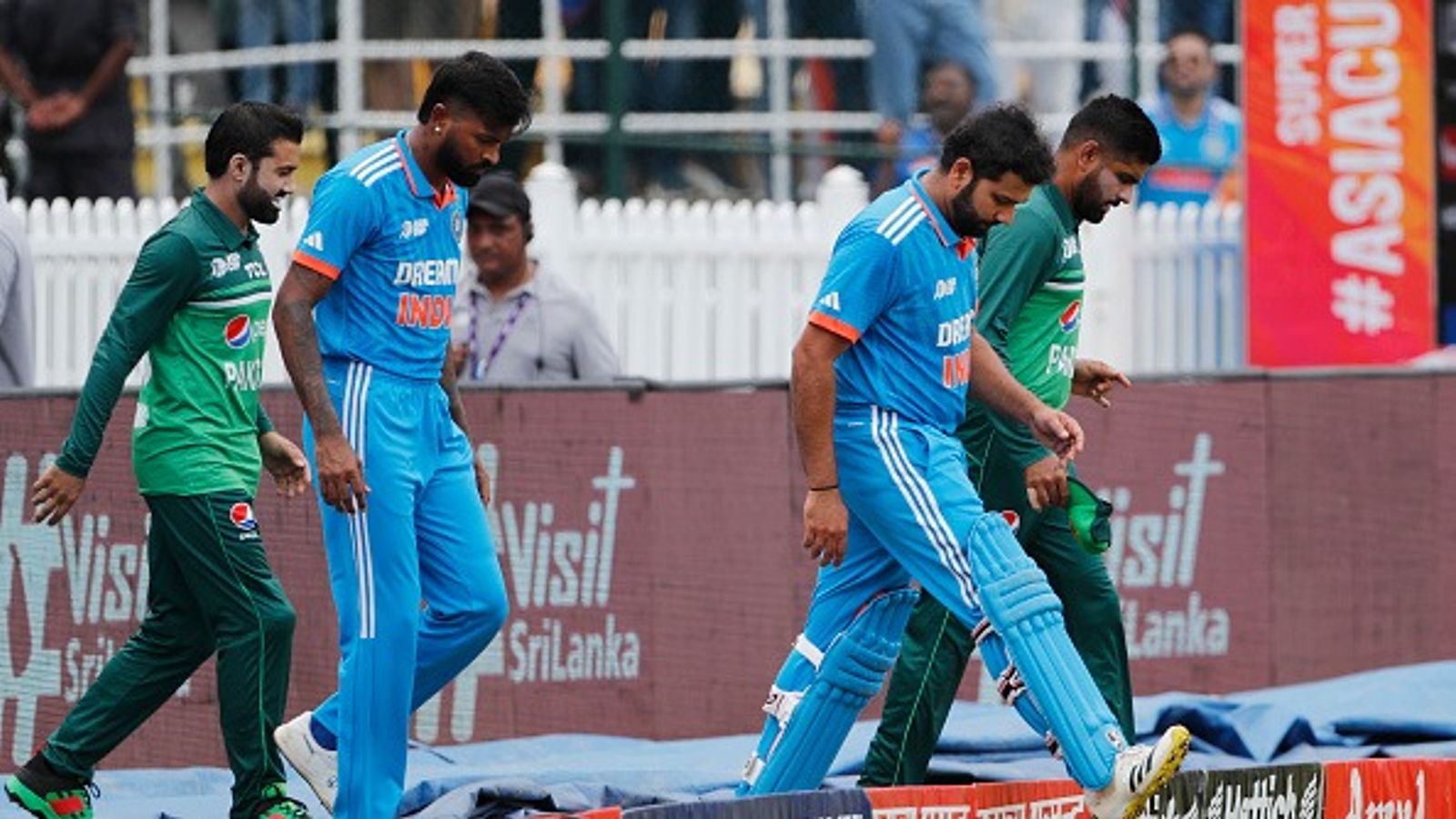 Exclusive| 'Their lean period or bad period...': Ex-Pakistan captain explains how India holds 'upper hand' against Pakistan in Champions Trophy 2025 clash Babar Azam and Rohit Sharma along with Hardik Pandya and Mohammad Rizwan
