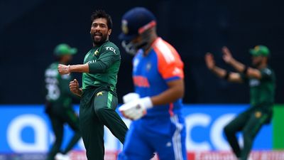 'Indian team may be strong on paper, but made lot of mistakes against Bangladesh': Mohammad Amir feels Pakistan have a chance to win high-voltage game Mohammad Amir