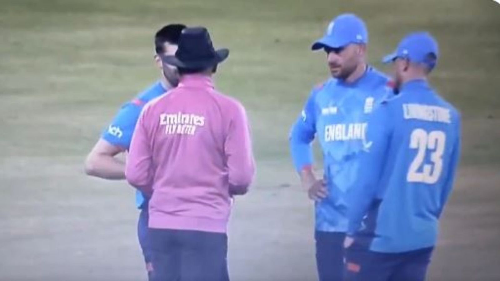 Watch: Bizarre incident unfolds during England vs Australia Champions Trophy match, Mark Wood confronted by umpire over suspicious activity Watch: Bizarre incident unfolds during England vs Australia Champions Trophy match, Mark Wood confronted by umpire over suspicious activity