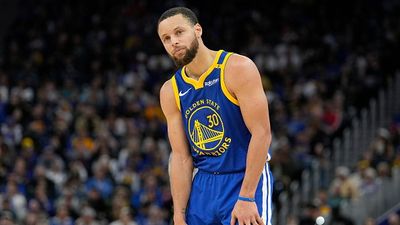 'We talked about that pre-trade': Stephen Curry Makes Hard-Hitting Admission About Warriors' Title Hopes Following Handsome Win Over the Mavericks Stephen Curry in the frame.