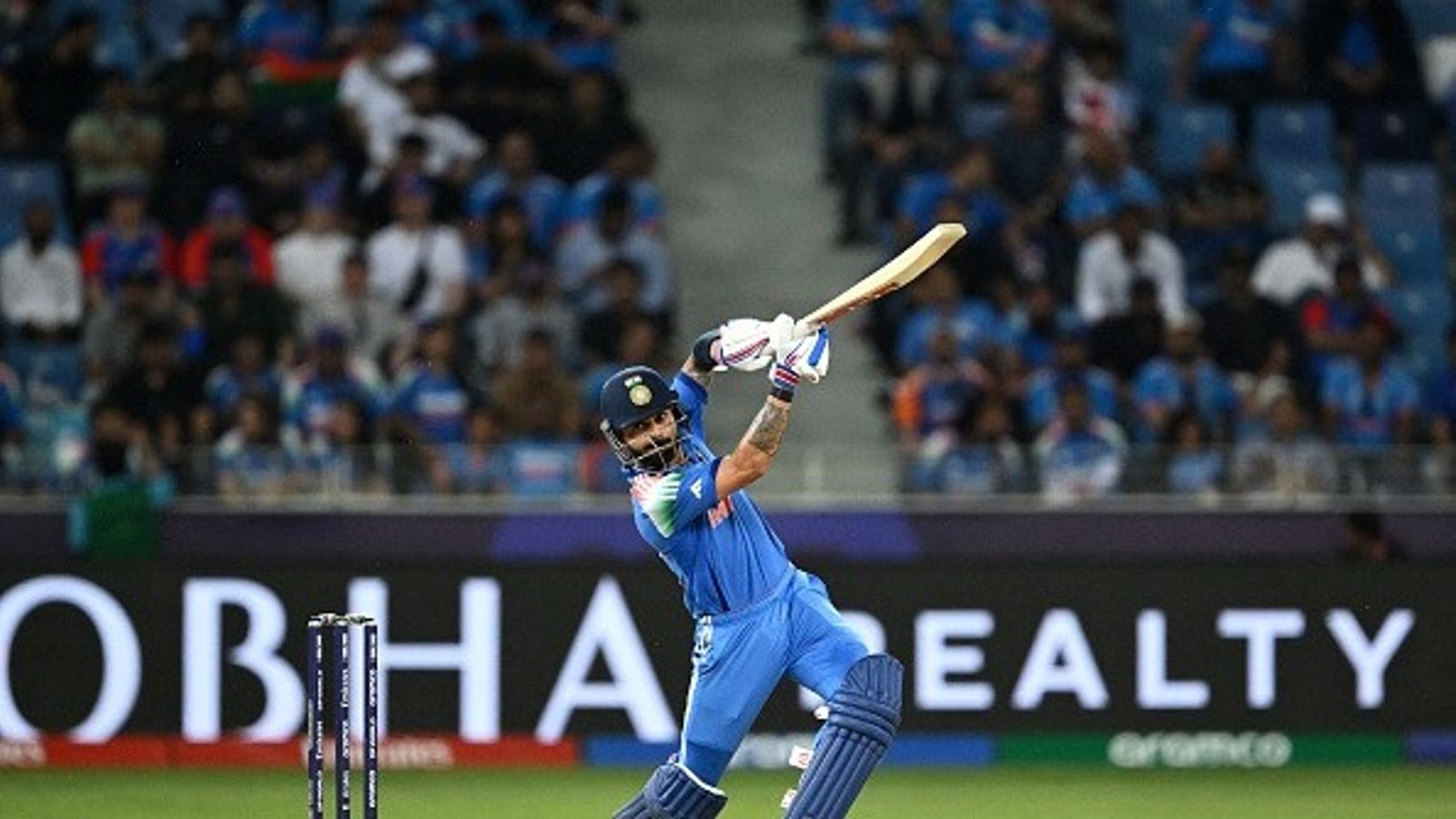 R Ashwin hits back at those who took a dig at Virat Kohli's cover drive, says 'his class has not gone anywhere' R Ashwin hits back at those who took a dig at Virat Kohli's cover drive, says 'his class has not gone anywhere'