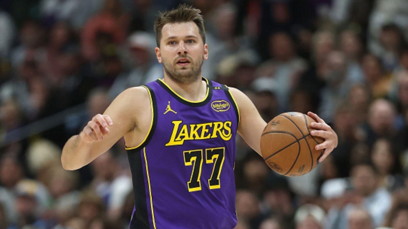 Luka Doncic shines in return against Mavericks with stellar performance Luka Doncic shines in return against Mavericks with stellar performance