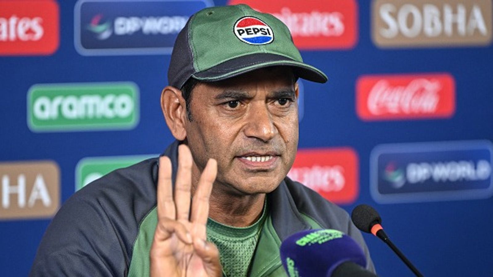Pakistan's head coach finally opens up on humiliating defeat against India in Champions Trophy, says 'after the loss everyone...' Pakistan's head coach Aaqib Javed in this frame