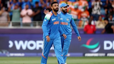 Varun Chakravarthy reveals how Virat Kohli, Rohit Sharma and Hardik Pandya helped him overcome nervousness of Champions Trophy debut Varun Chakravarthy and Virat Kohli in frame