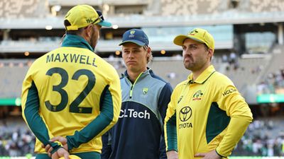 Australia replace injured opener with 21-year-old spin-bowling all-rounder for ICC Champions Trophy 2025 semifinal clash vs India Glenn maxwell, cooper connolly, josh inglis