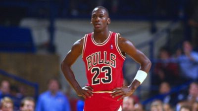 Did you Know Michael Jordan always ate the same food as his pre-workout meal, here's what every gym freak needs to know Michael Jordan in the frame