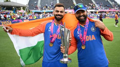 India's 2011 World Cup winner urges Virat Kohli, Rohit Sharma to reconsider T20I retirement to win Olympic Gold at LA amidst ODI retirement fear looming large Rohit Sharma and Virat Kohli in the frame