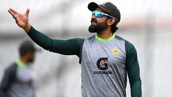 'Pakistan only play for money, India is the only team...': Mohammad Hafeez's strong take on 'ICC favouring India' claim ahead of Champions Trophy final Former Pakistan captain Mohammad Hafeez in frame