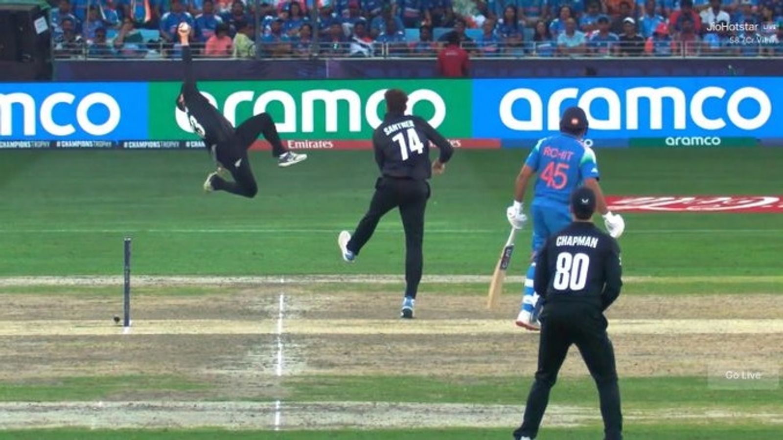 Watch: Superman Glenn Phillips raises bar for fielding standards, pulls off another gravity-defying ridiculous catch to dismiss Shubman Gill, video breaks internet Glenn Phillips pulled off a near-impossible catch to dismiss Shubman Gill during India vs New Zealand Champions Trophy final