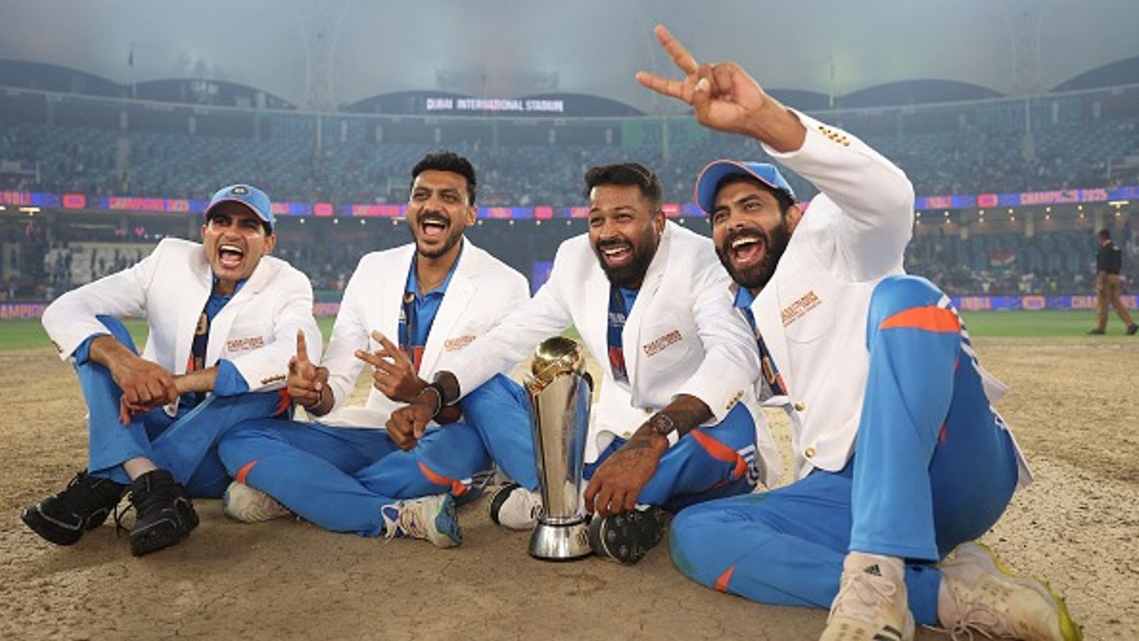 'Jab hum sabki fatt jati hain, tab wo sabse jyada confident hota hain': Axar Patel's massive statement on India's star after winning Champions Trophy title L-R: India's Shubman Gill, Axar Patel, Hardik Pandya and Ravindra Jadeja pose for a photo with the ICC Champions Trophy