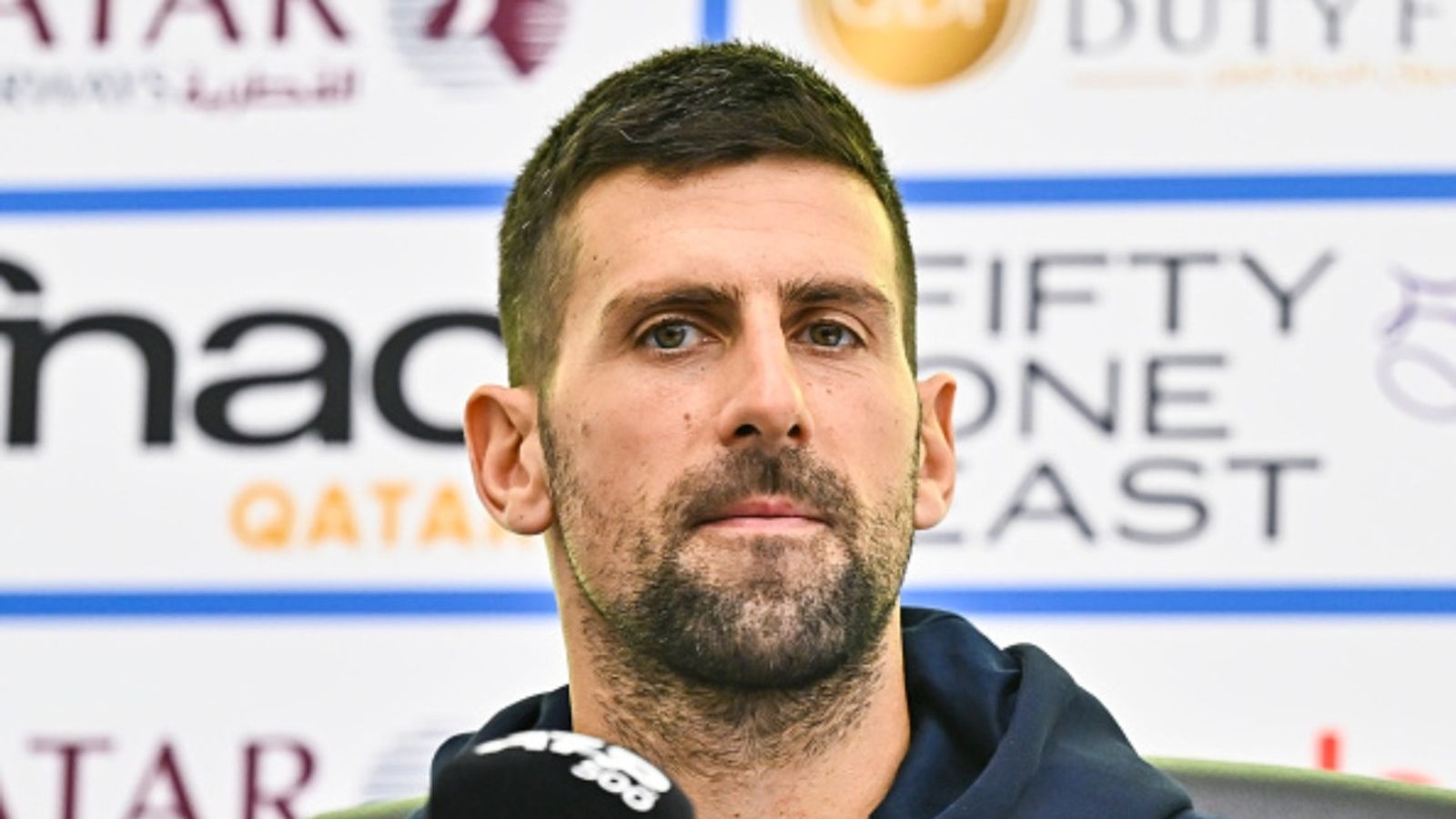 American tennis icon calls out Novak Djokovic, argues that he's getting too comfortable with defeats Novak Djokovic in the frame (via Getty)