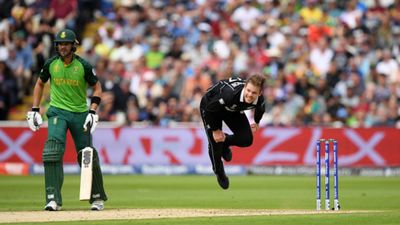 Not IPL, Former RCB player hails and acknowledges playing at this T20 league, says 'It's unbelievable I played last year ...' Lockie Ferguson and Faf Du Plessis in the frame