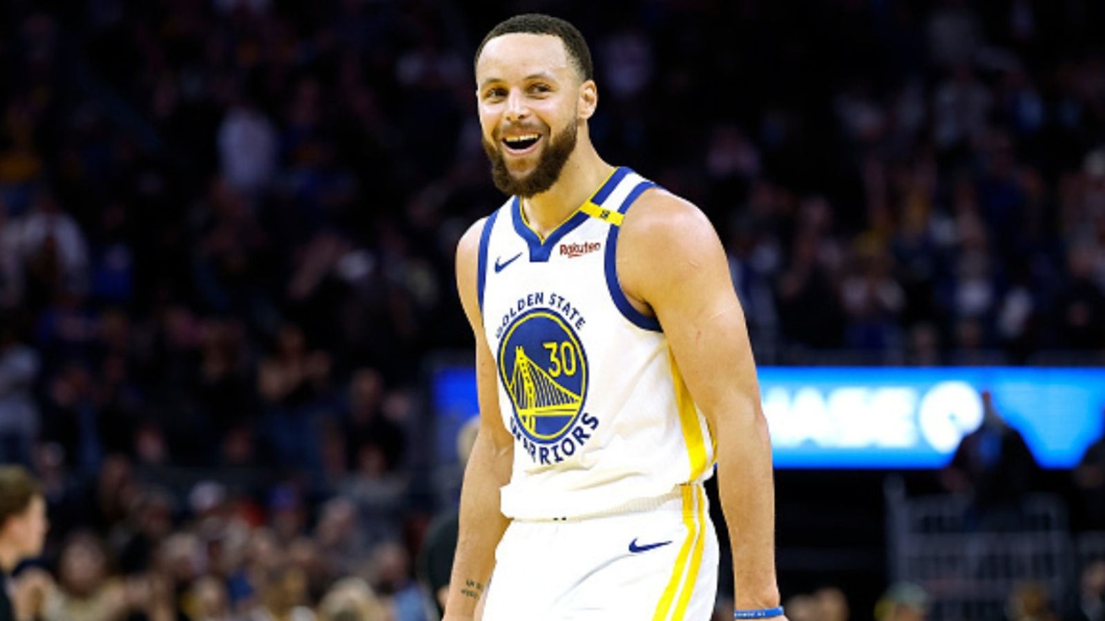 Golden State Warriors Injury Report: Will Stephen Curry start against Sacramento Kings? Stephen Curry in the frame