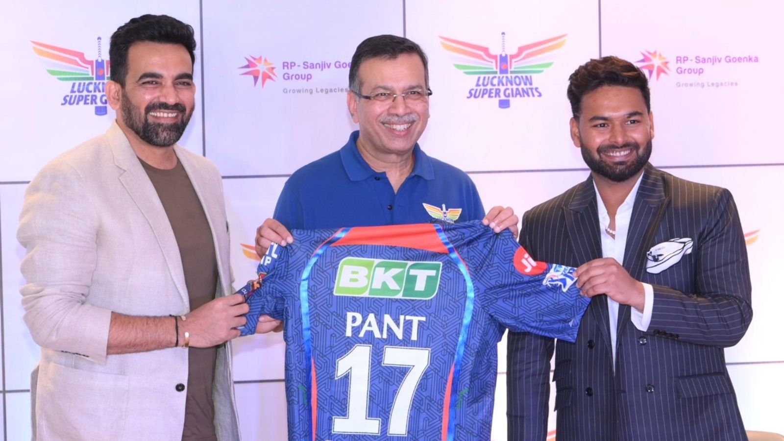'Without even thinking that our team will...': Rishabh Pant's big message to Lucknow Super Giants team days before IPL 2025 Zaheer Khan, Rishabh Pant, and Sanjiv Goenka in frame