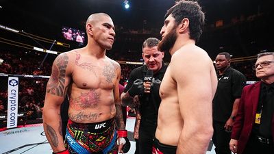 'I don’t see the second fight going any differently': Former UFC Middleweight Champion Makes Bold Prediction About Magomed Ankalaev vs Alex Pereira 2 Alex Pereira and Magomed Ankalaev in the frame.