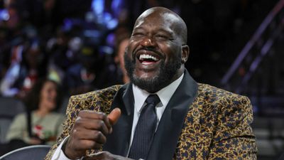 Shaquille O’Neal’s Heartwarming Gesture Inspires Rising Artist Despite Missing $30,000 Opportunity Shaquille O’Neal in the frame