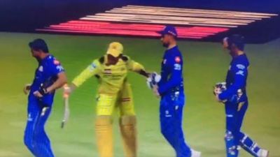 Watch: MS Dhoni beats Deepak Chahar with the bat during players' customary handshake after CSK down MI by 4 wickets in IPL 2025 clash MS Dhoni was seen smashing Deepak Chahar with the bat during players' customary handshake after CSK beat MI by 4 wickets in IPL 2025 clash
