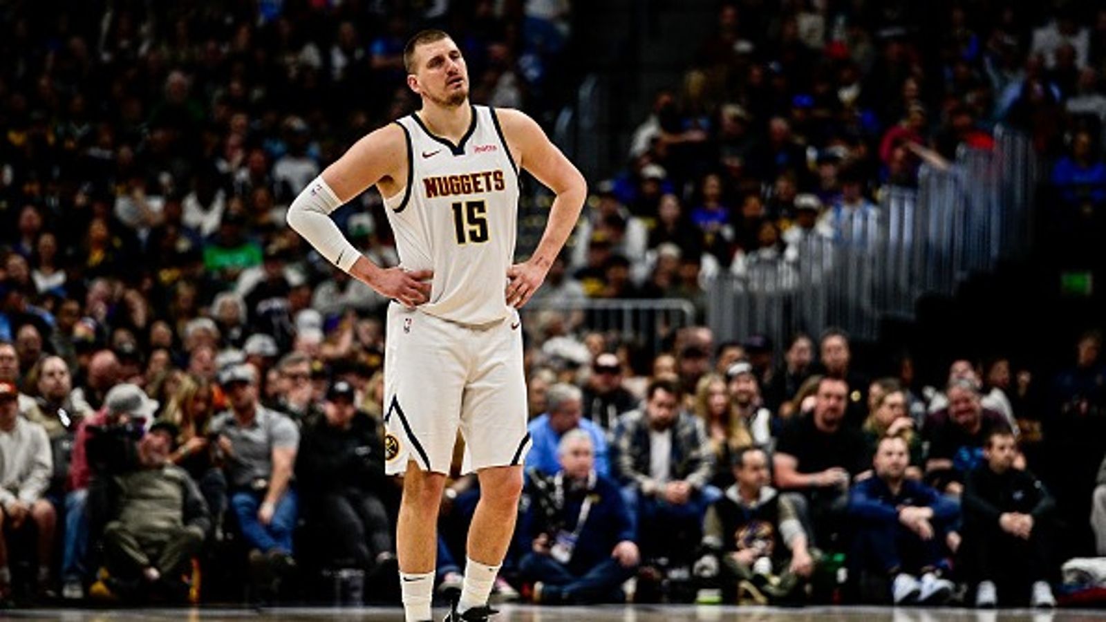 Nikola Jokic Injury Report: Will the Nuggets' Star Center Play Tonight Against the Bulls? Nikola Jokic in the frame.