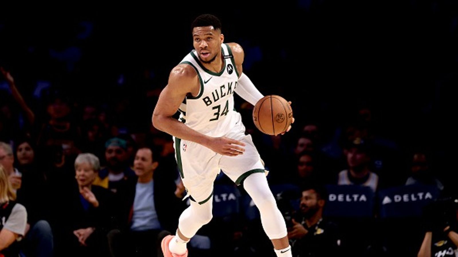 Will Giannis Antetokounmpo Play Tonight? Know the Injury Update of Bucks' Star Center Before the Game against the Suns Giannis Antetokounmpo in the frame.