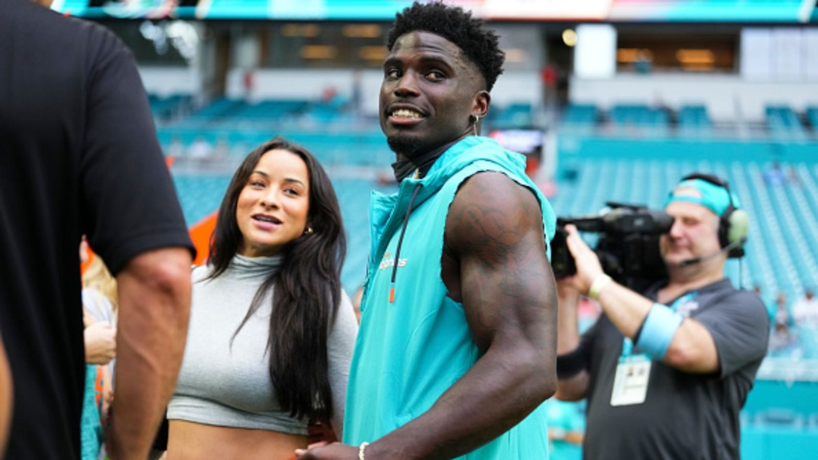 Tyreek Hill lashes out at wife Keeta Vaccaro after costly mistake - what went wrong? Tyreek Hill and Keeta Vaccaro in the frame (via Getty)