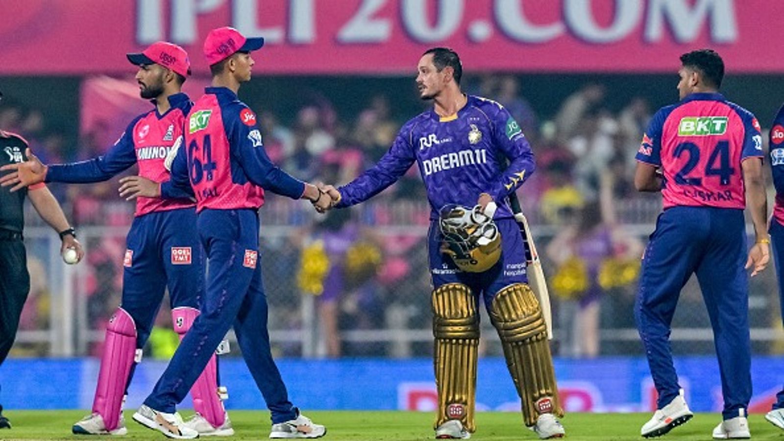'Letting go of Buttler, Boult, Yuzi, and Ash...': Ex-RCB star's massive claim on former champions after RR vs KKR IPL 2025 clash Yashasvi Jaiswal (2L) shake hands with Kolkata Knight Riders' Quinton de Kock (2R) at the end of the Indian Premier League (IPL) match between the Rajasthan Royals and the Kolkata Knight Riders