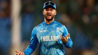 Michael Vaughan reveals Ben Duckett turned down offer to play in IPL 2025 for this team, says 'he doesn't wanna come over' England's star batter Ben Duckett in this frame