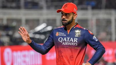 'Don't want to go too deep into stats...': Dinesh Karthik's big statement on Virat Kohli against spin ahead of IPL 2025 clash between CSK and RCB RCB's Virat Kohli participates in the Indian Premier League cricket match