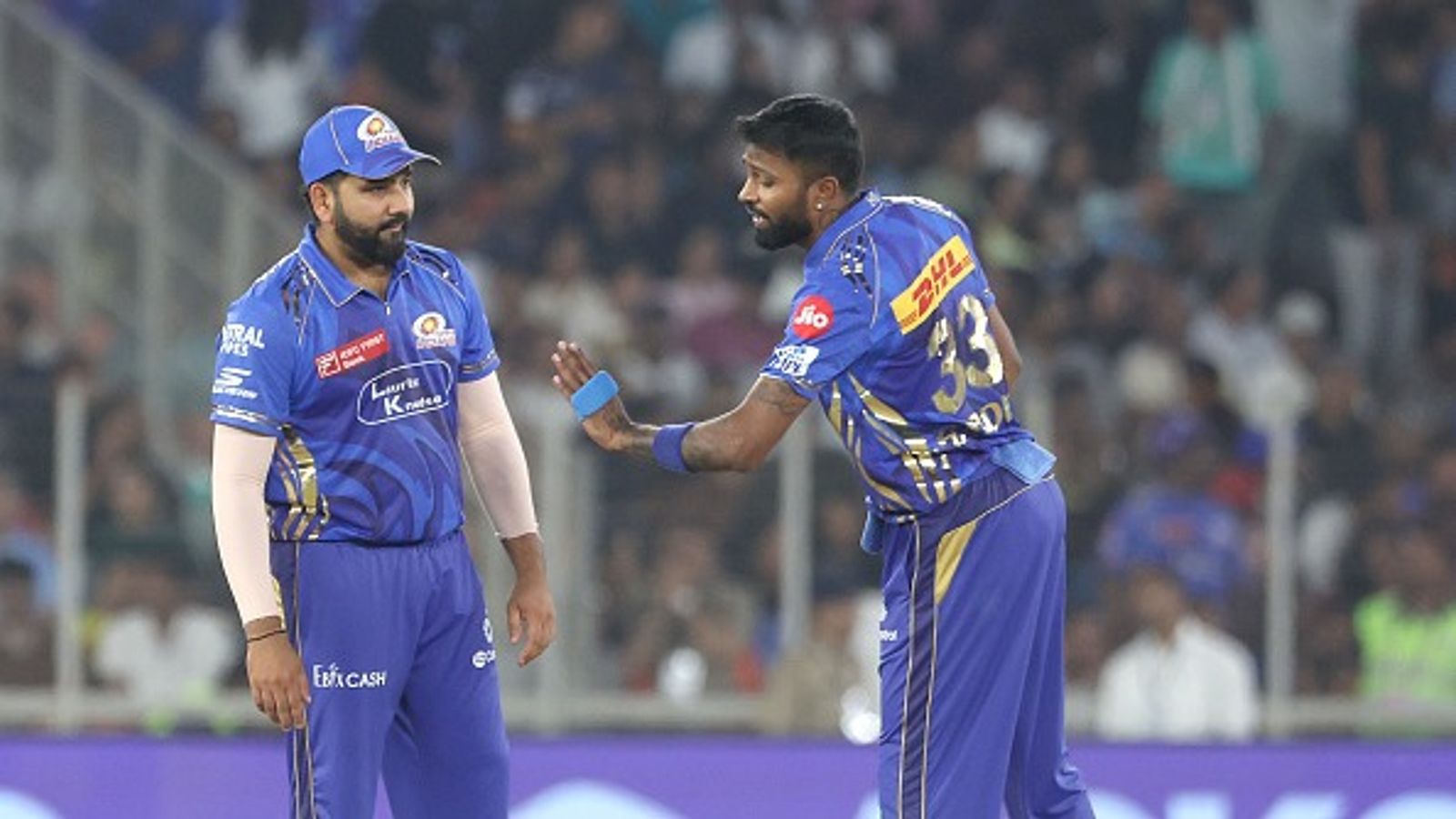 6-time IPL winner gives massive advice to Hardik Pandya's Mumbai Indians ahead of KKR clash, says 'placing the pieces correctly, maybe sending...' Rohit Sharma and Hardik Pandya in frame