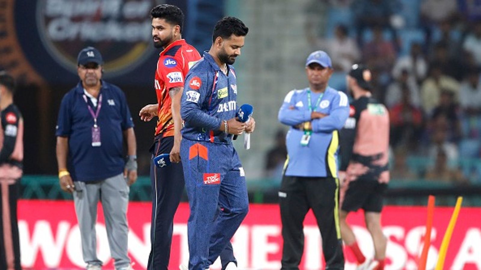 Shreyas Iyer, Rishabh Pant combine to clock never-witnessed record in IPL history during PBKS vs LSG clash PBKS skipper Shreyas Iyer (L) and LSG captain Rishabh Pant in frame