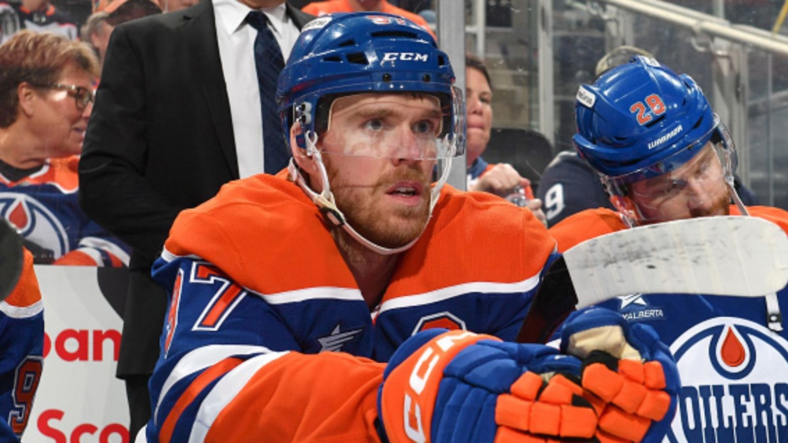 Edmonton Oilers Injury Report: Insider reveals big update on Connor McDavid's return timeline Connor McDavid in the frame